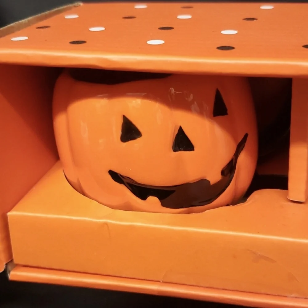 Lang NWT Halloween Espresso Set, Halloween Characters Design